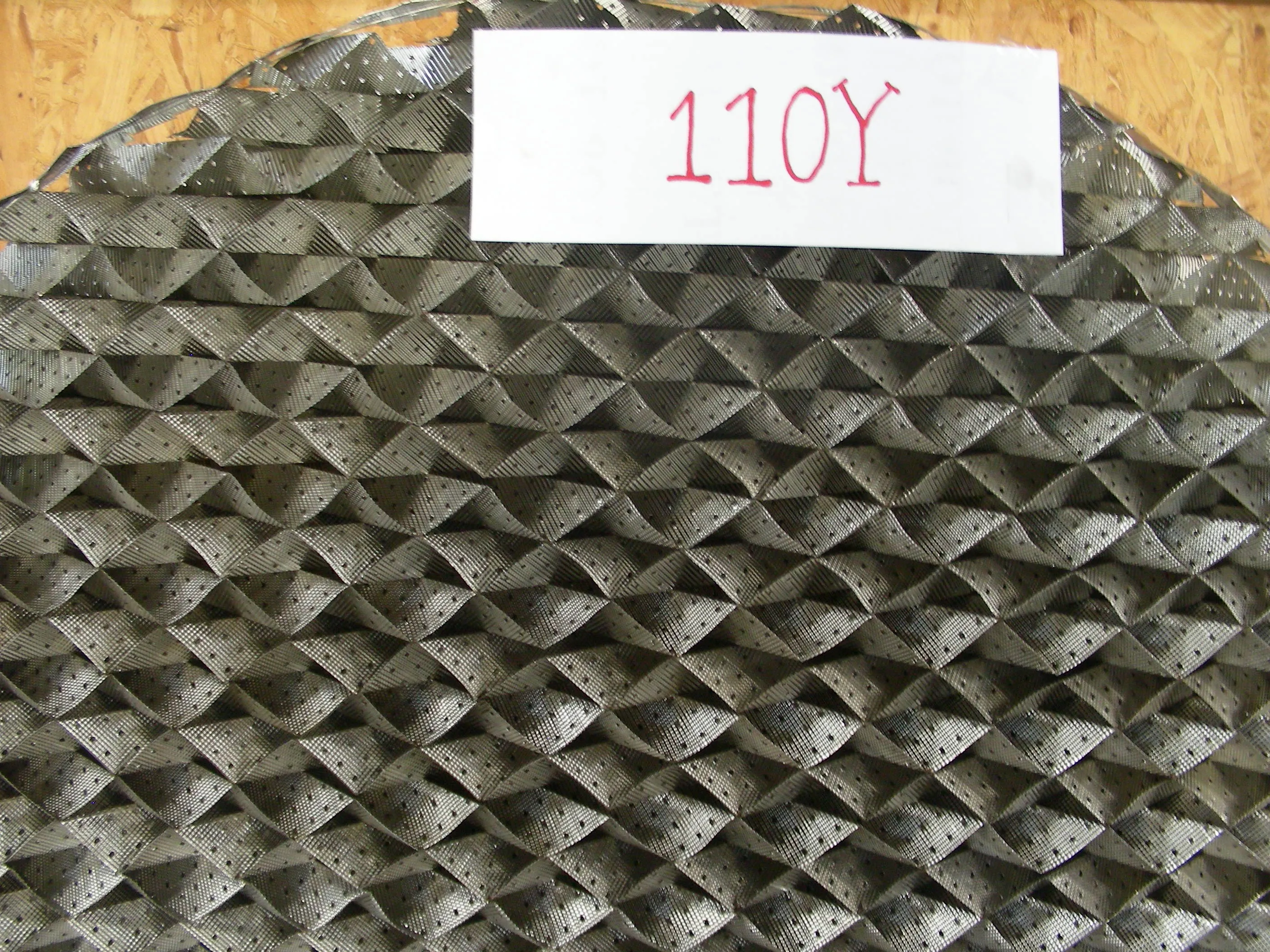 Structured and Random Packings